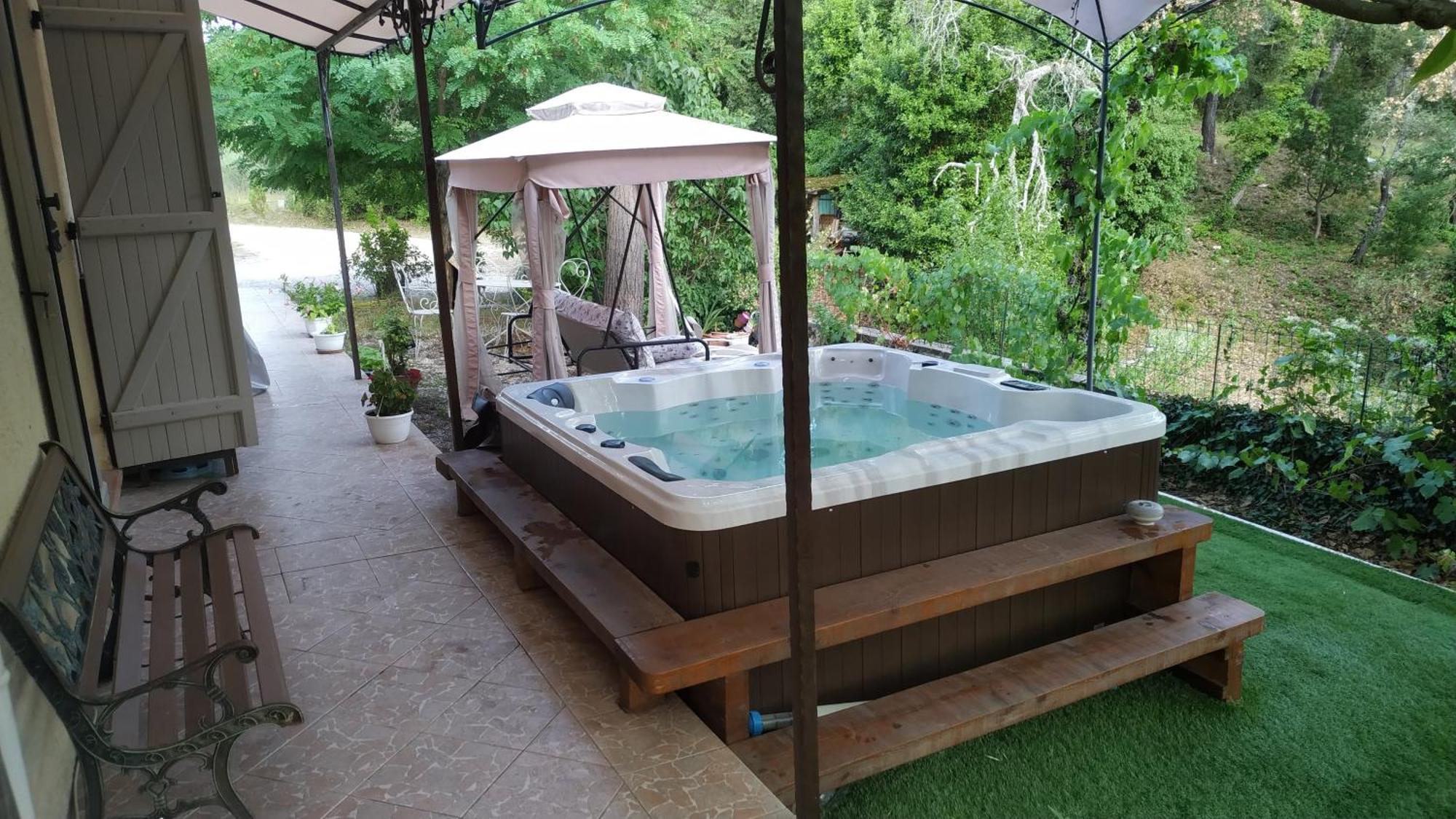 La Pinede De Manon Bed & Breakfast Barjols Ngoại thất bức ảnh